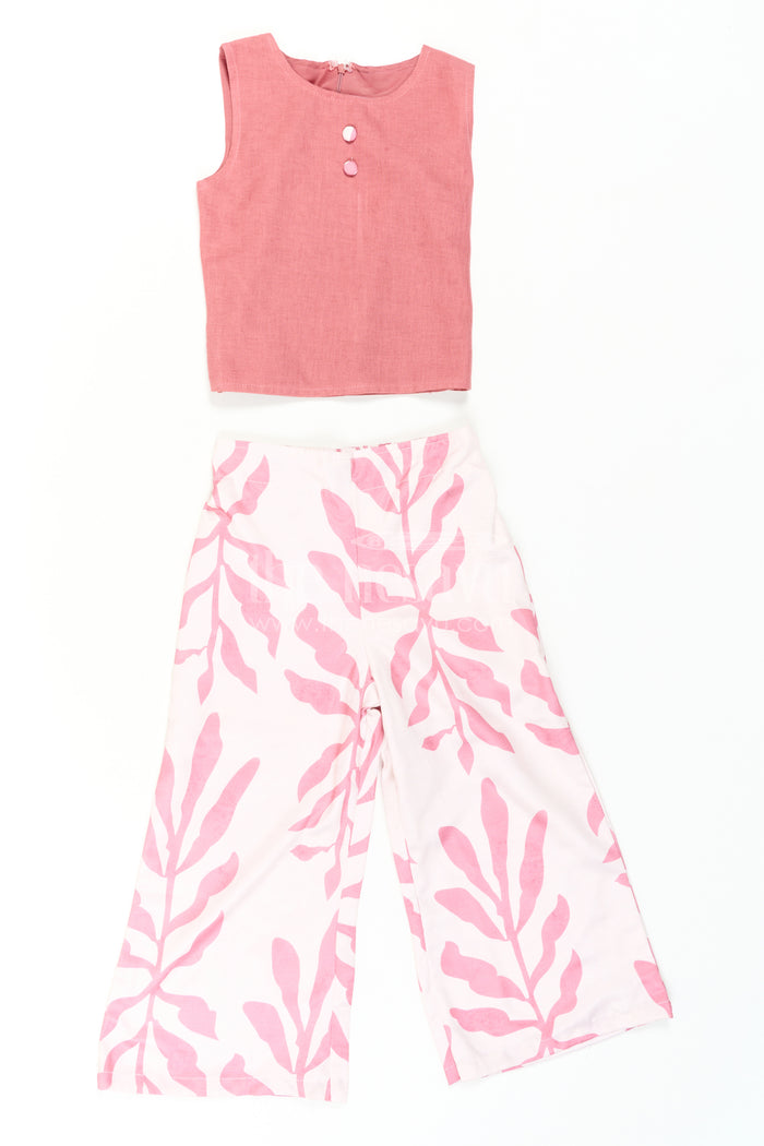 The Nesavu Girls Sharara / Plazo Set Girls Indo-Western Plazo Set with Leaf Digital Print Nesavu Nesavu girls plazo set leaf print cape jacket stylish Indo-western outfit