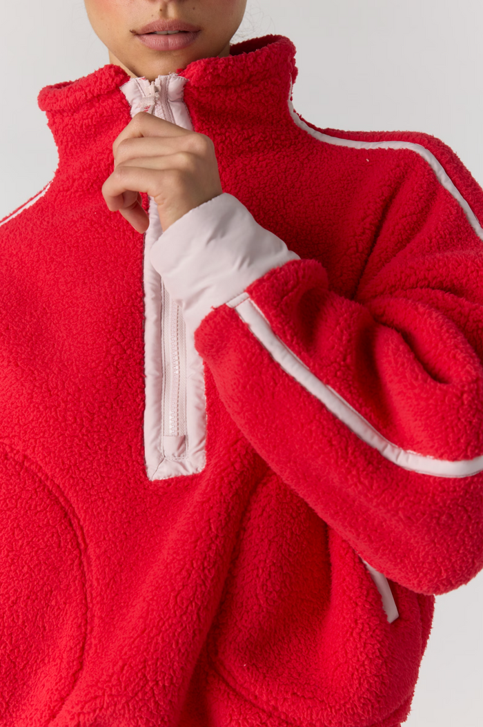 Mountain High 1/2 Zip in Candy Apple/Pearl
