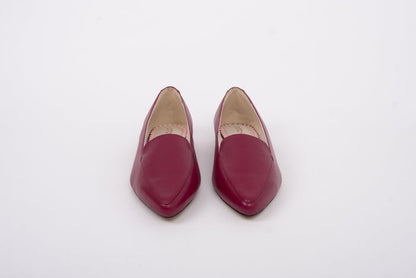 Front shot of womens burgundy leather Flt shoe in larger sizes 8-12