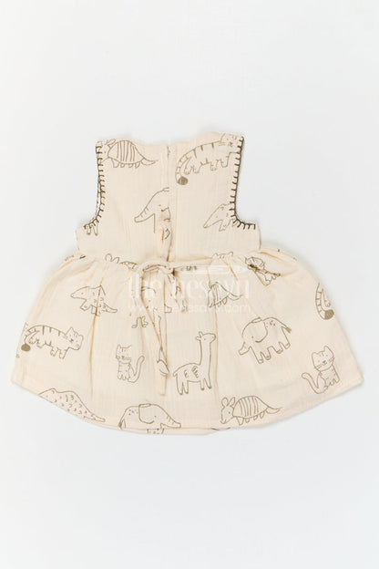 The Nesavu Baby Cotton Frocks Baby Girl Cotton Frock for Casual Outings and Family Gatherings Nesavu Nesavu baby girl muslin cotton frock for casual outings and family gatherings with digital prints