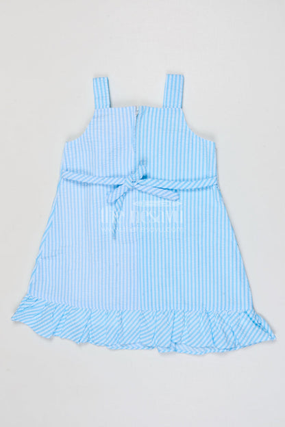 The Nesavu Girls Cotton Frock Baby Girl Cotton Frock for Summer Outings and Family Gatherings Nesavu Nesavu baby girl seer sucker cotton frock for summer outings and casual wear with button front design