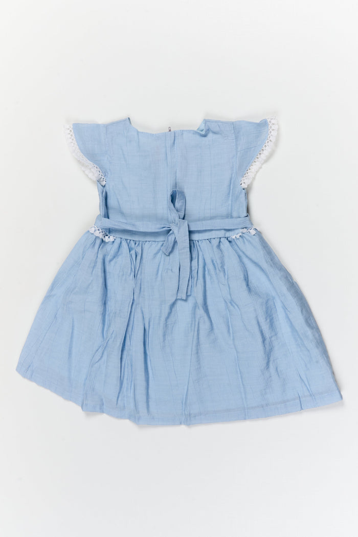 The Nesavu Girls Cotton Frock Baby Girl Cotton Frock with Thread Embroidery for Outings and Playdates Nesavu Nesavu baby girl cotton frock with thread embroidery for casual outings and summer playdates