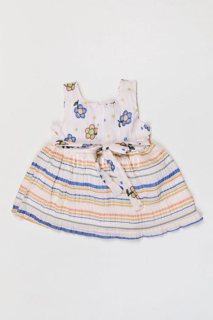 The Nesavu Baby Frocks Baby Girl Frock for Casual Outings and Everyday Wear Nesavu Nesavu baby girl cotton frock for casual outings and everyday wear with digital print