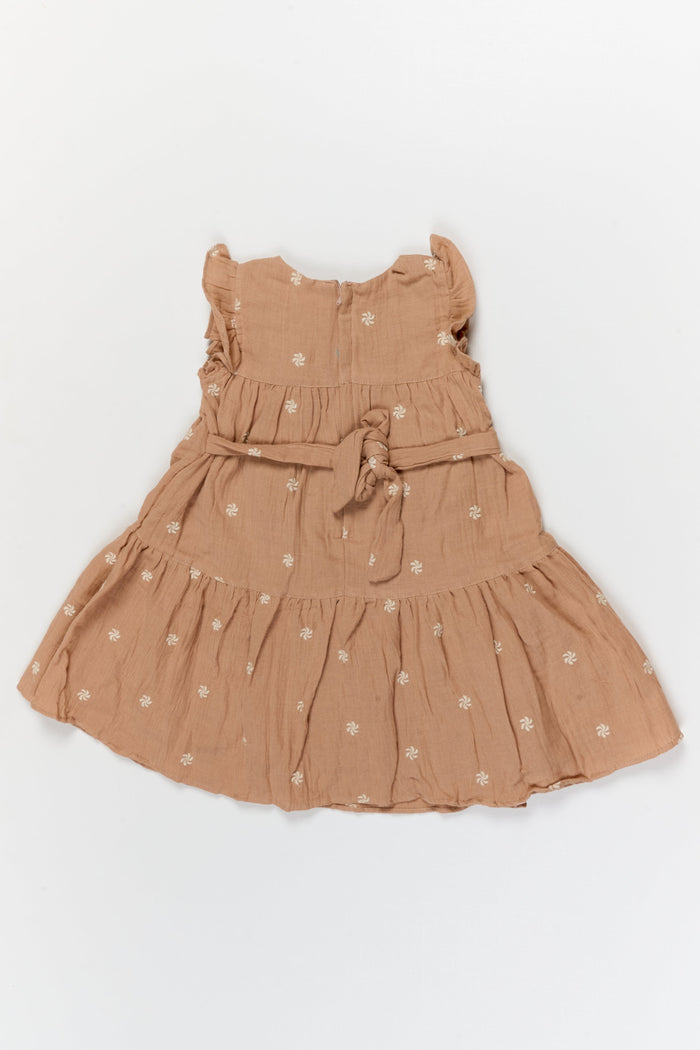 The Nesavu Girls Cotton Frock Baby Girl Muslin Frock with Embroidery for Gifting and Everyday Wear Nesavu Nesavu baby girl muslin cotton frock with embroidery – perfect for everyday comfort and gifting