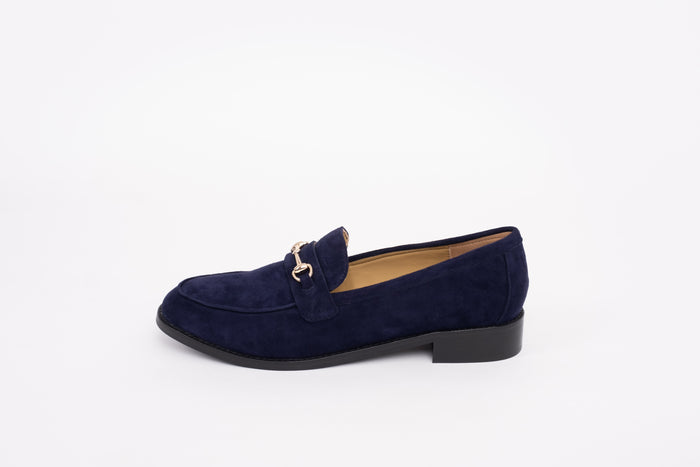 Side shot of womens large size shoe available in larger UK sizes 8-12