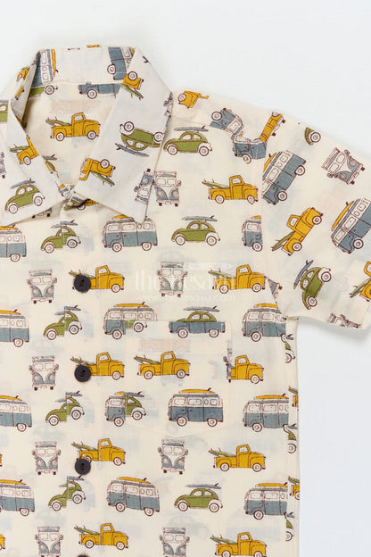 The Nesavu Boys Cotton Shirt Boys Car Print Shirt for Everyday Wear and Travel Days Nesavu Nesavu boys cotton shirt with vintage car print for casual wear, travel and everyday adventures