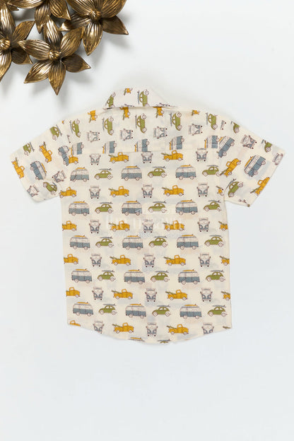 The Nesavu Boys Cotton Shirt Boys Car Print Shirt for Everyday Wear and Travel Days Nesavu Nesavu boys cotton shirt with vintage car print for casual wear, travel and everyday adventures