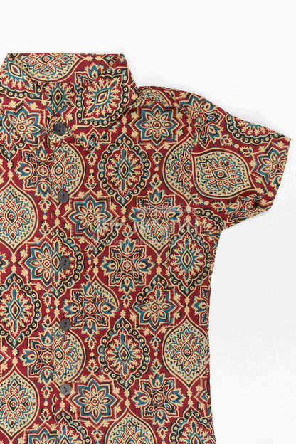 The Nesavu Boys Cotton Shirt Boys Printed Cotton Shirt for Casual Outings and Vacation Wear Nesavu Nesavu Boys Cotton Printed Shirt With Geometric Digital Print For Casual And Festive Outings