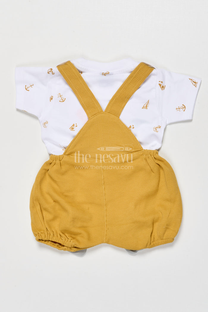 The Nesavu Baby Dungarees Cotton Dungaree Set for Babies to Wear at Playdates and Casual Outings Nesavu Nesavu baby dungaree set cotton printed tee playdates everyday adventures