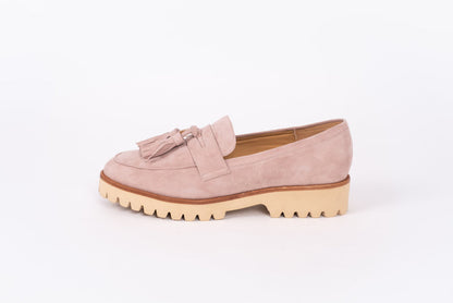 Side profile of blush pink Dorothy loafer. Available in womens larger sizes 42-46