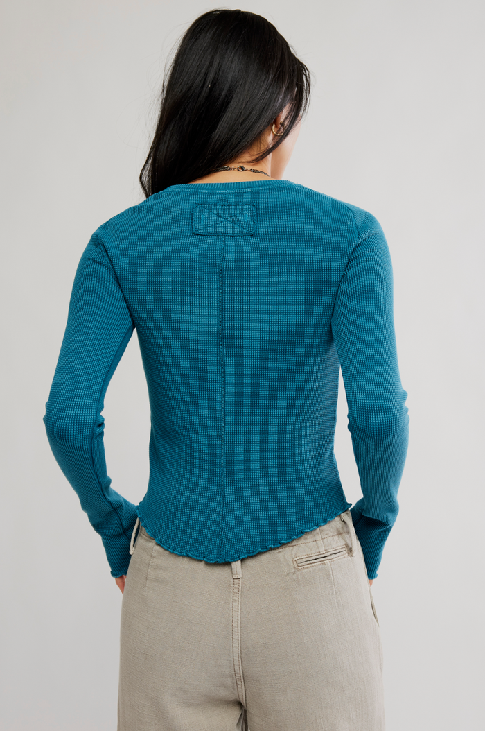 Easy Does It Long Sleeve Tee in Still Sea