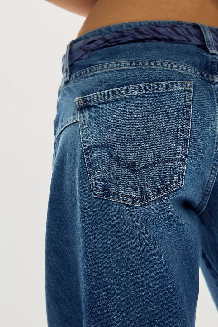 Fable Twisted Seam Jean in Heartsong