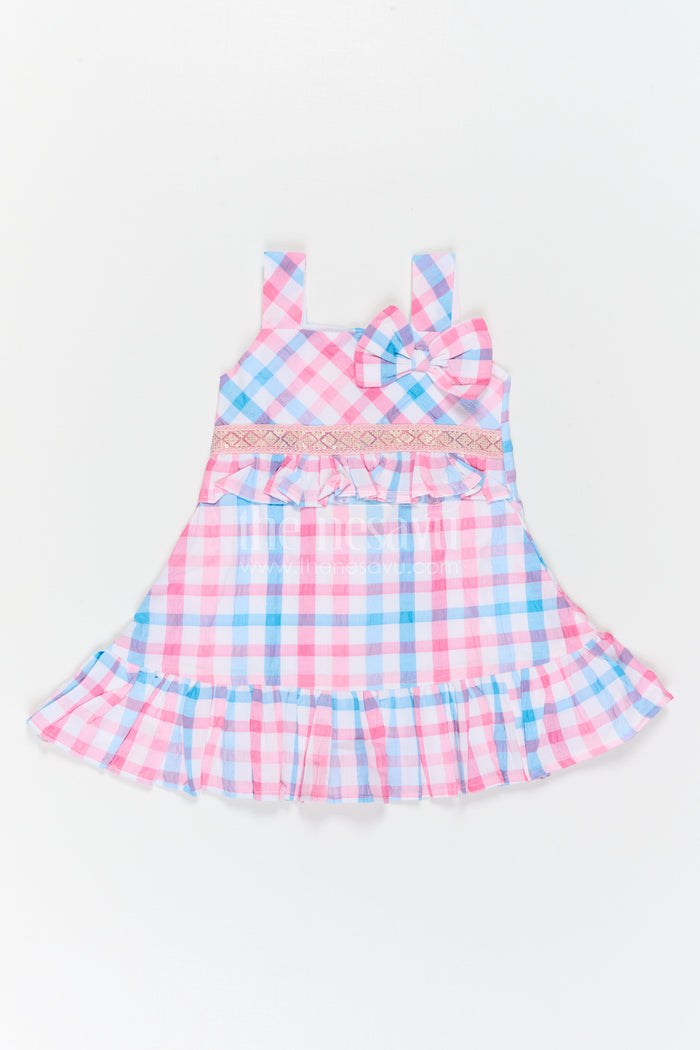The Nesavu Girls Cotton Frock Girls Checked Frock for Vacations and Casual Celebrations Nesavu Nesavu Girls Checked Cotton Frock For Vacations And Playful Family Outings