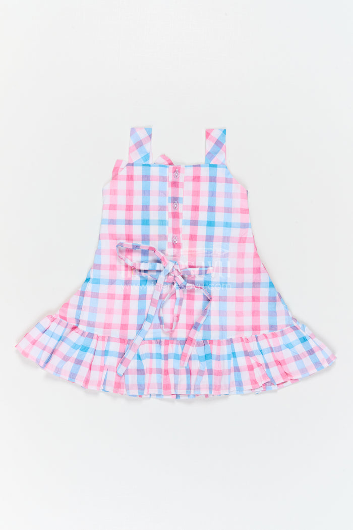 The Nesavu Girls Cotton Frock Girls Checked Frock for Vacations and Casual Celebrations Nesavu Nesavu Girls Checked Cotton Frock For Vacations And Playful Family Outings