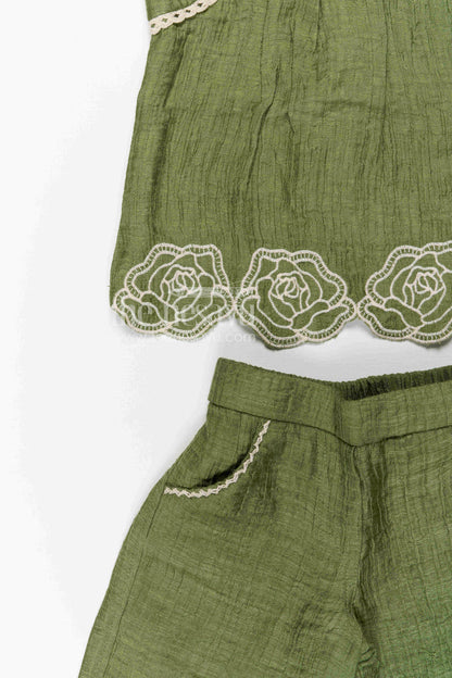 The Nesavu Girls Co-Ord Sets Girls Co Ord Set for Casual Outings and Summer Comfort Wear Nesavu Nesavu girls co ord set for casual outings with rayon cotton fabric and thread embroidery breathable summer wear