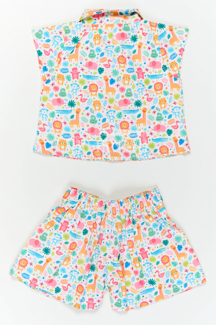 The Nesavu Girls Casual Set Girls Co Ord Set for Playdates and Fun Summer Outings Nesavu Nesavu Girls Cotton Co Ord Set For Playdates And Summer Outings With Animal Digital Print Casual Wear