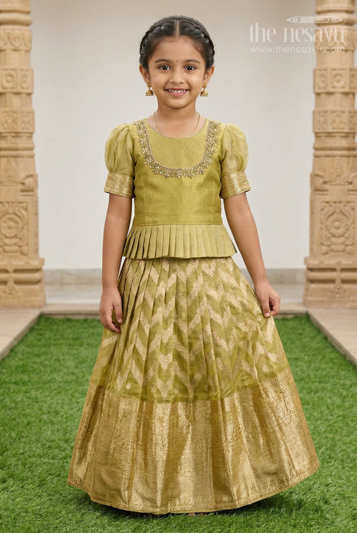 The Nesavu Pattu Pavadai Girls Pattu Pavadai for Festive Occasions and Traditional Functions Nesavu 16 (1Y) / Green / Silk Blend GPP379D-16 Nesavu Girls Pattu Pavadai Set In Blend Silk With Tissue Skirt For Festive Occasions And Traditional Functions