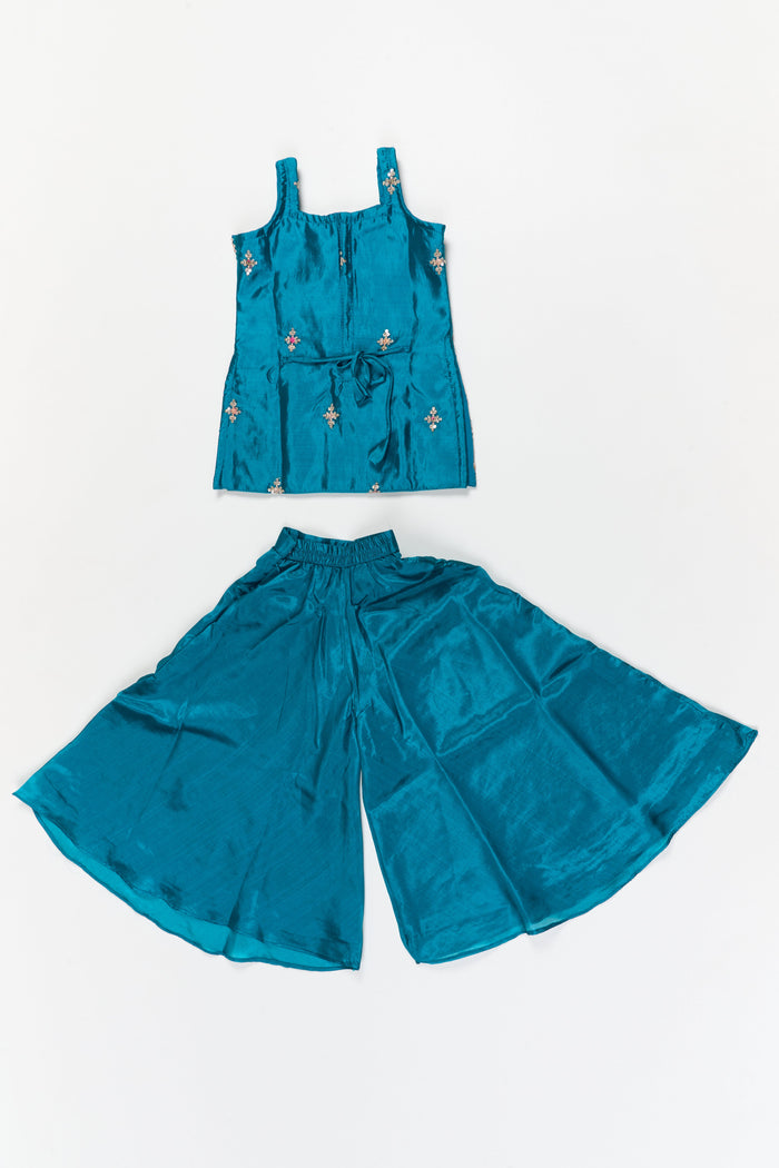 The Nesavu Girls Sharara / Plazo Set Girls Plazo Set with Mirror Embroidery for Weddings and Cultural Functions Nesavu Nesavu girls plazo set with mirror embroidery and dupatta – ideal for weddings, cultural events, and festive celebrations