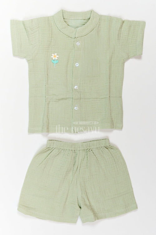 The Nesavu Night Dress Kids Breathable Pajama Set for Summer Sleep and Relaxed Mornings Nesavu 18 (2Y) / Green / Muslin NS086A-18 Nesavu Kids Breathable Muslin Pajama Set For Summer Sleep Relaxed Mornings With Floral Embroidered Top