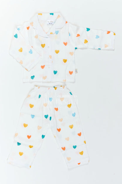 The Nesavu Night Dress Kids Muslin Night Suit for Bedtime Comfort and Relaxed Sleep Nesavu 18 (2Y) / off white / Muslin NS082A-18 Nesavu Kids Muslin Night Suit For Bedtime Sleepovers With Heart Print Shirt And Full Length Pajama
