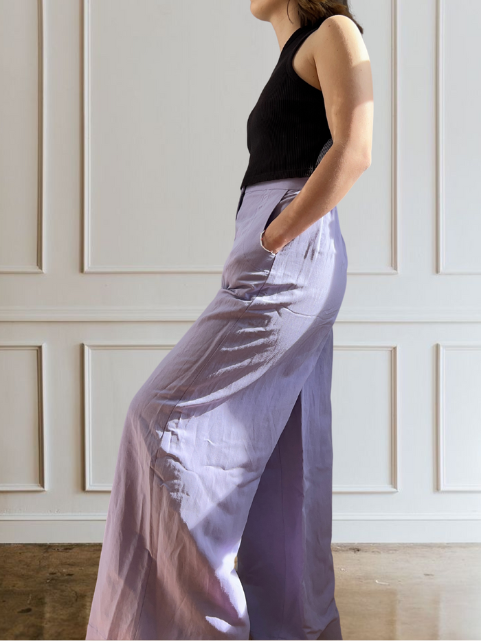 Pantalon lilas. MELOW. Montreal designer boutique.