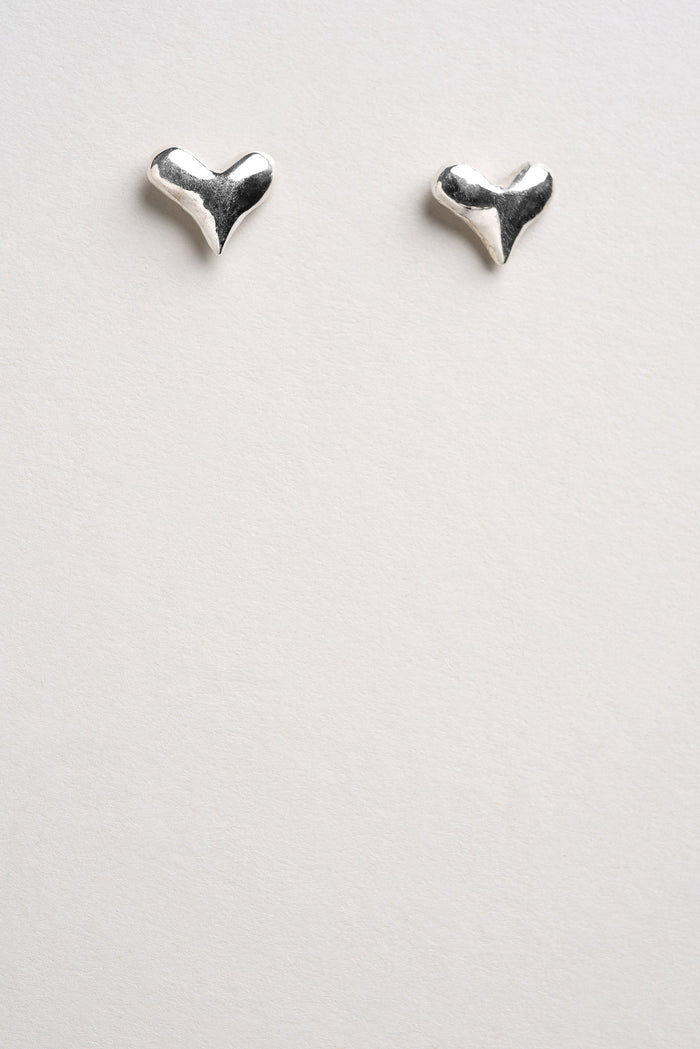 MINERA ATELIER Boucles d'Oreilles Petit Coeur