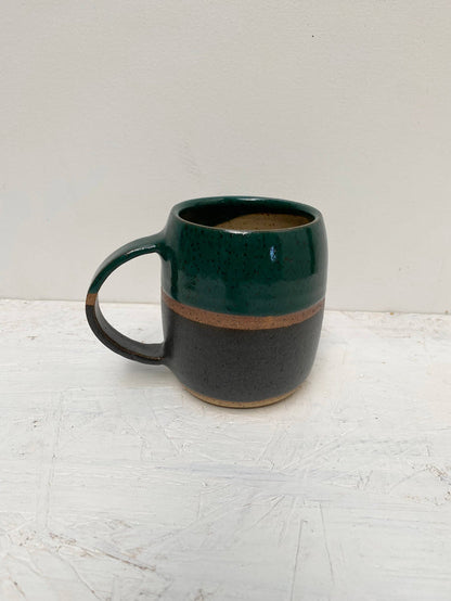 MUG: White / lime green