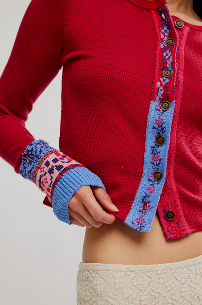 Noa Cardi in Crimson Combo