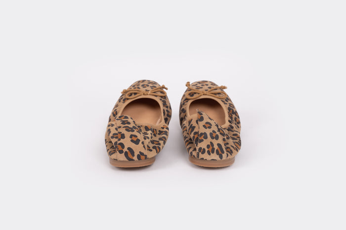 OLIVIA FLAT (LEOPARD SUEDE)