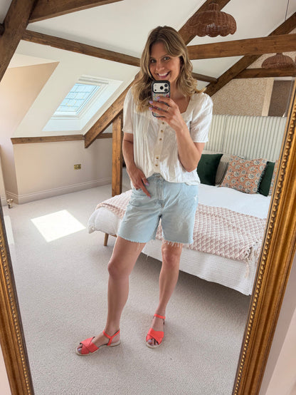 Large size womens coral sandal in large sizes 8-12 standard and wide fit