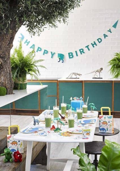 Party Dinosaur Shaped Plates
