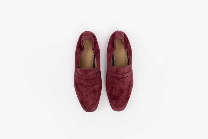 Aerial shot of womens burgundy stretch-back loafer available in large sizes 42 43 44 45 46
