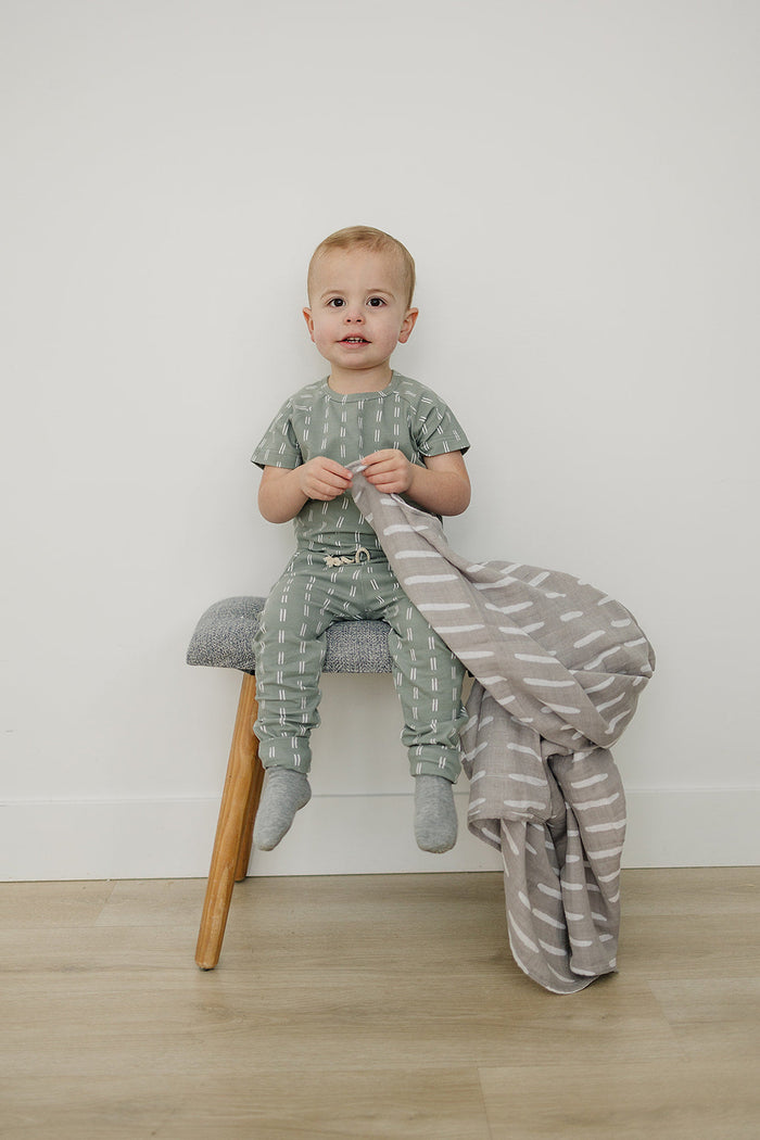 Sage Strokes Two-piece Pocket Set