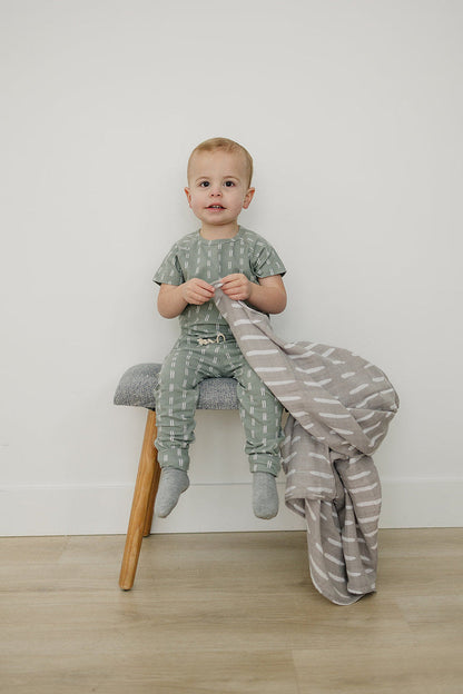 Sage Strokes Two-piece Pocket Set