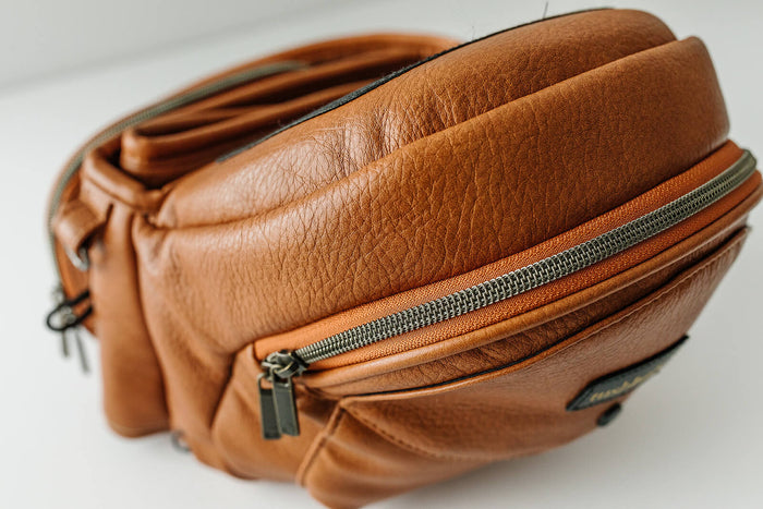 Tushbaby Carrier- Cognac