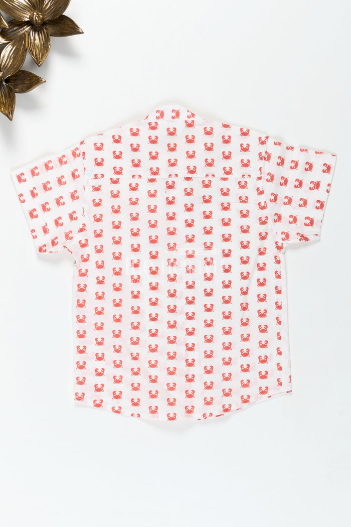 The Nesavu Boys Cotton Shirt White Printed Shirt for Boys in Cotton with Red Crab Motifs and Bold Sea-Inspired Digital Print Nesavu Nesavu White Printed Shirt Boys Cotton Red Crab Digital Print Sea-Themed Design